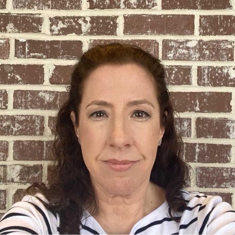 Meet your Posher, Shira